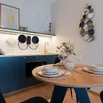 Aisa 39 Deluxe Апартаменты